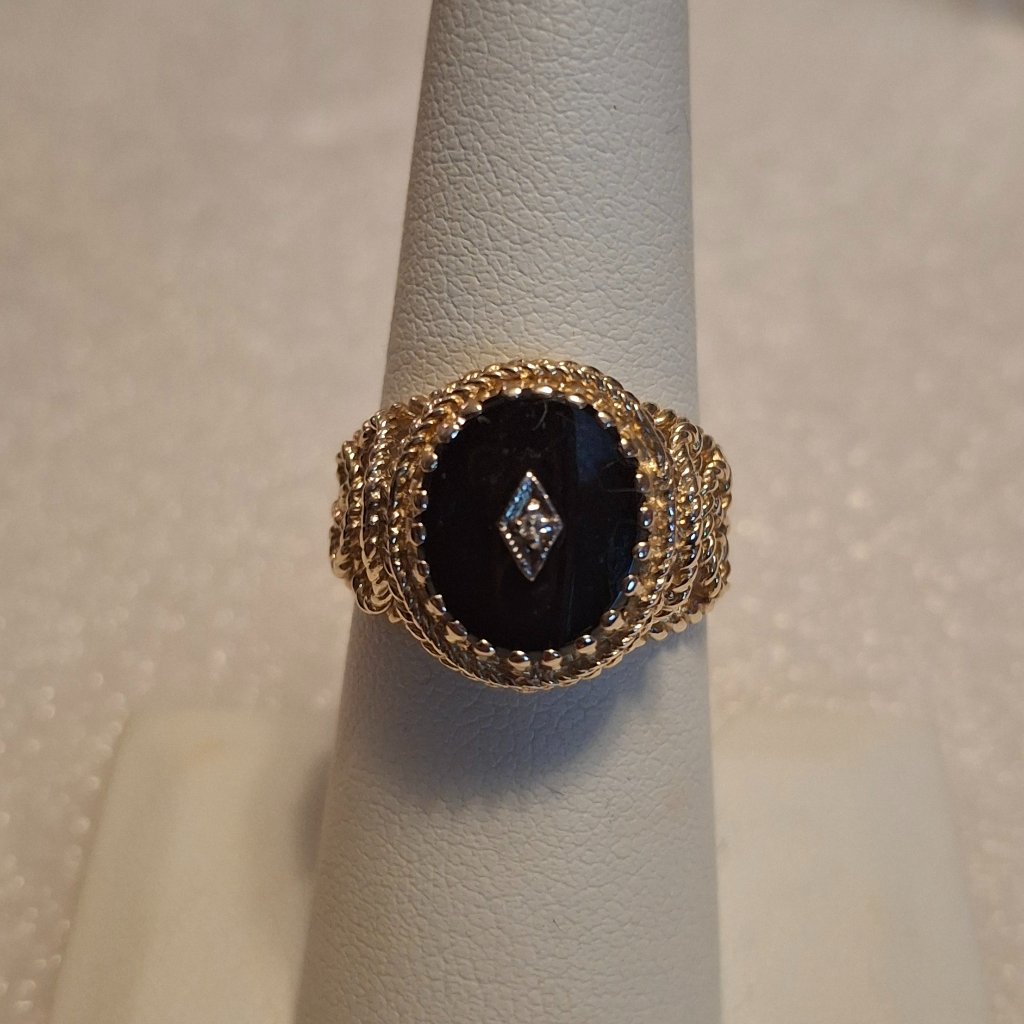 10k Yellow Gold Black Onyx And Diamond Signet Ring Size 7 46gr